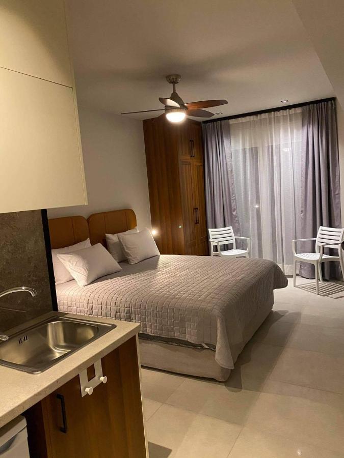 Houmas Apartments Yialos Esterno foto